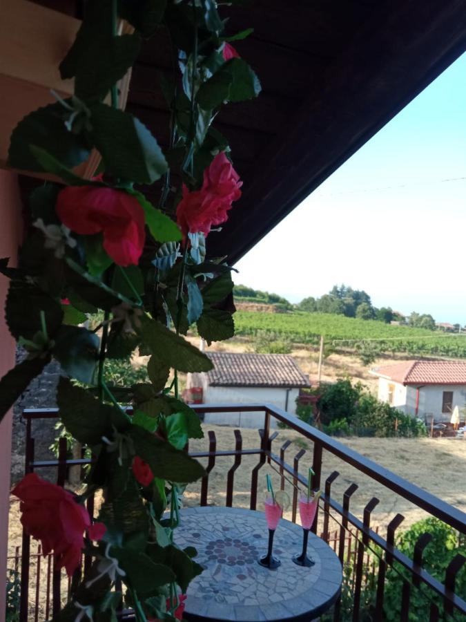 Petite Maison Dell'Etna Milo Exteriör bild