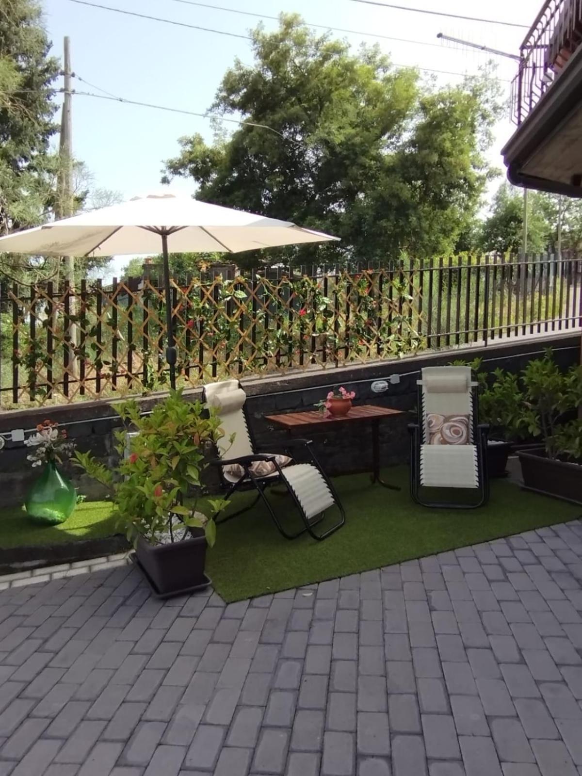 Petite Maison Dell'Etna Milo Exteriör bild